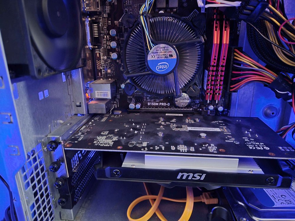 Another view of the restored Dell sleeper build